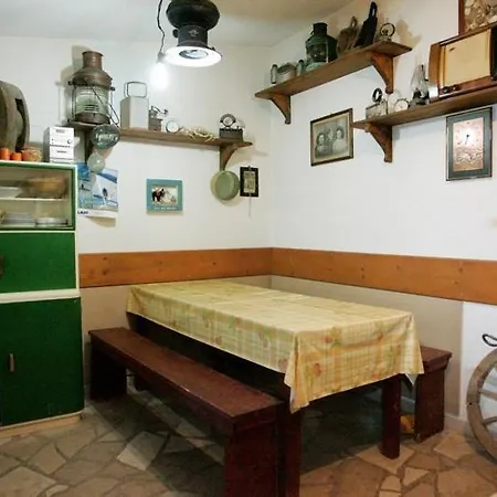 In Okrug Gornji With Sea View, Terrace, Air Conditioning, Wifi 3436-2 * 特罗吉尔