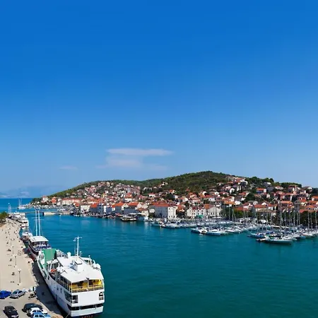In Okrug Gornji With Sea View, Terrace, Air Conditioning, Wifi 3436-2 公寓
