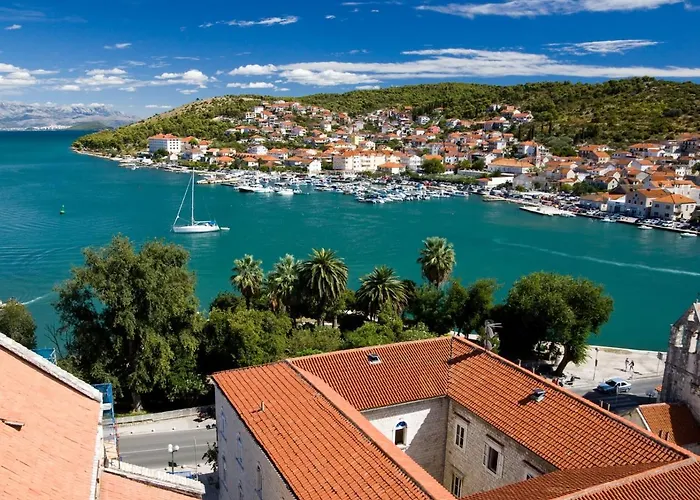 In Okrug Gornji With Sea View, Terrace, Air Conditioning, Wifi 3436-2 * Trogir