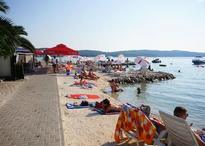 In Okrug Gornji With Sea View, Terrace, Air Conditioning, Wifi 3436-2 公寓