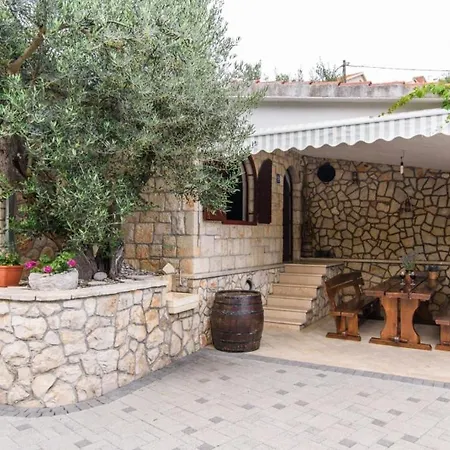 In Okrug Gornji With Sea View, Terrace, Air Conditioning, Wifi 3436-2