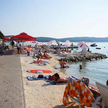 In Okrug Gornji With Sea View, Terrace, Air Conditioning, Wifi 3436-2 Apartamento